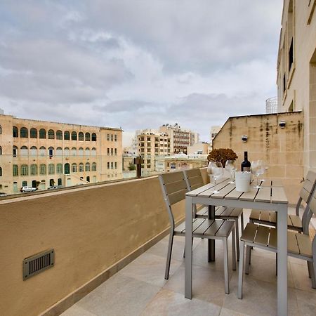 Bright And Central 2 Bedroom Apartment In Sliema Exteriér fotografie