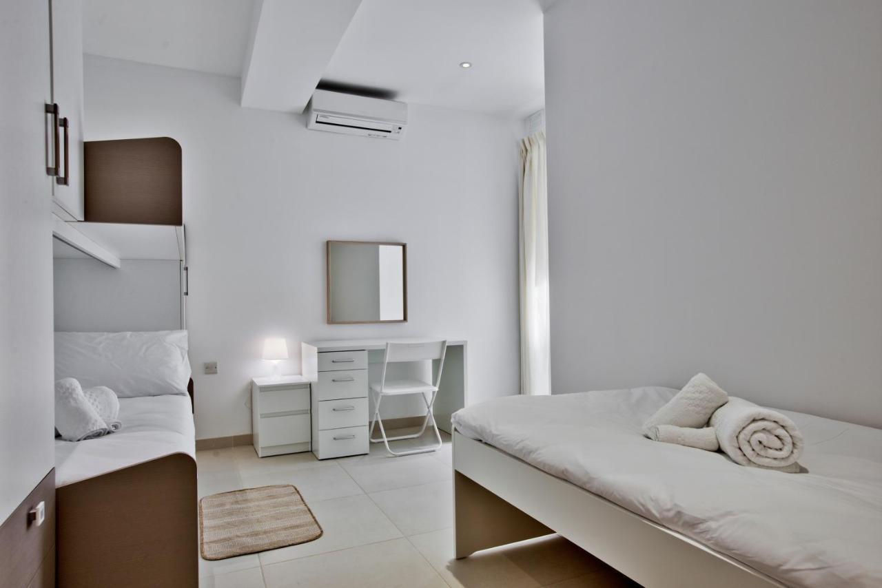 Bright And Central 2 Bedroom Apartment In Sliema Exteriér fotografie