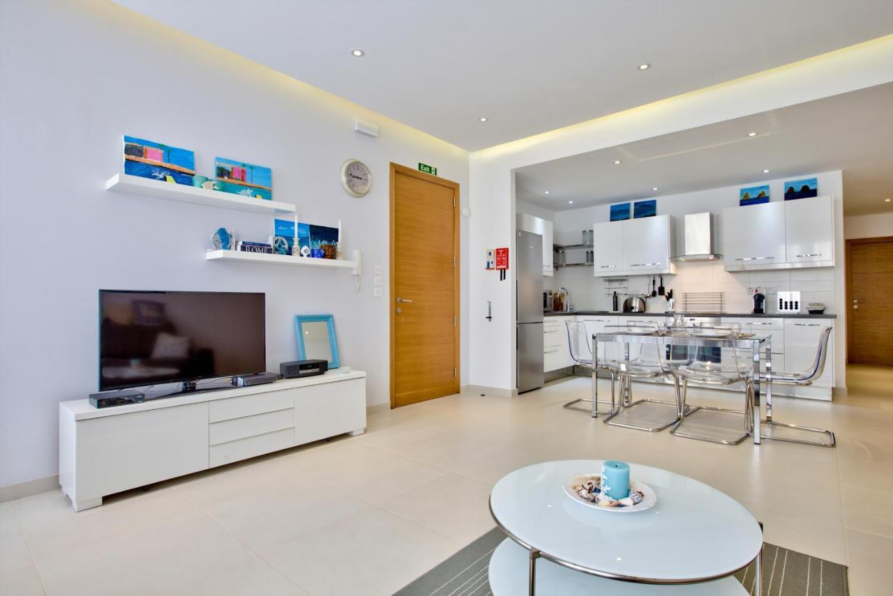 Bright And Central 2 Bedroom Apartment In Sliema Exteriér fotografie
