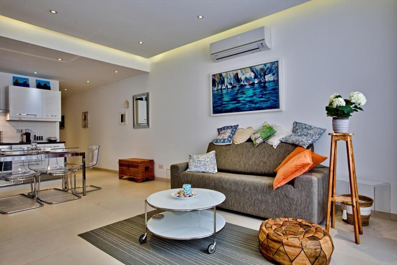 Bright And Central 2 Bedroom Apartment In Sliema Exteriér fotografie